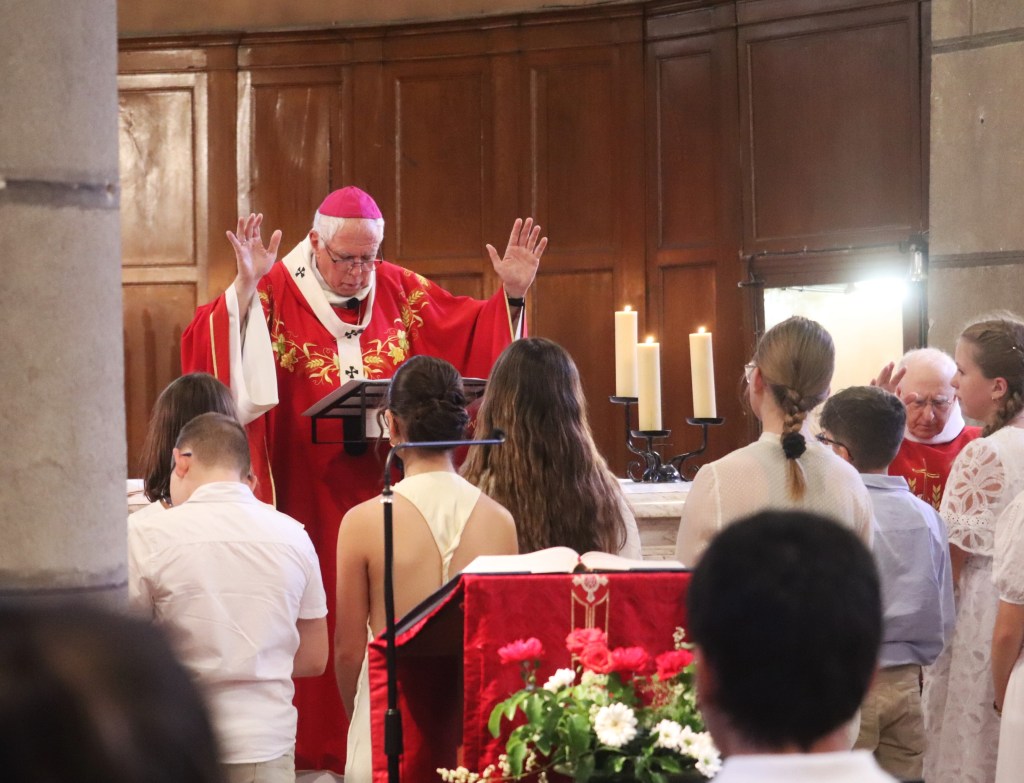23 jeunes ont reçu le sacrement de la&nbsp;Confirmation